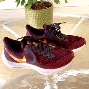 Nike Zoom Winflo Burgundy & Rose Gold Athletic Running Sneakers. Size 6
